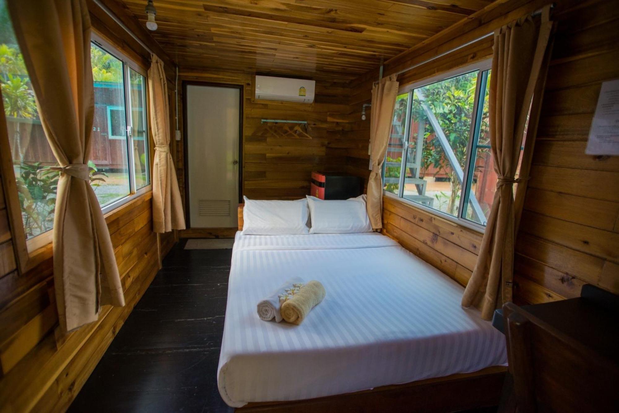 The Camper Lodge Khao Sok Ban Bang Bon Eksteriør bilde